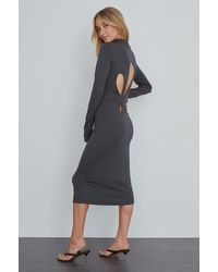 NA-KD Trend Midikleid - Grau