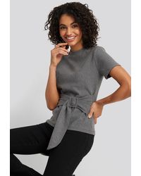 Trendyol Waist Belt Detailed Top - Grau