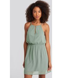 NA-KD Halterneck Chiffon Mini Dress - Groen
