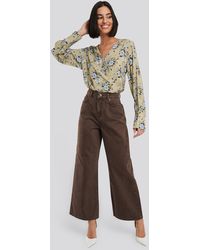 NA-KD Straight Fit Cropped Jeans - Bruin