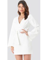 NA-KD Linn Ahlborg x Open Back Mini Dress - Weiß