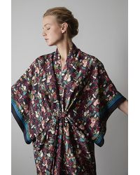 robe dresses and bathrobes Briar Thorn Satin Kimono Robe With Lace Trims in Black Womens Clothing Nightwear and sleepwear Robes 