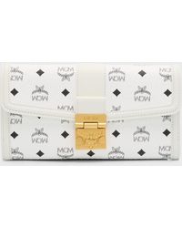 MCM - Tracy Large Monogram Wallet On Chain - Lyst