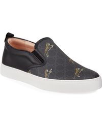 gucci gg supreme tiger slip on