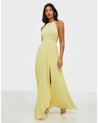 NLY EVE Pleated Lace Gown - Geel