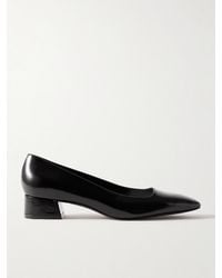 Stuart Weitzman - Vera Glossed-Leather Pumps - Lyst