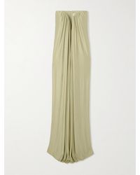 The New Arrivals Ilkyaz Ozel - Olivienne Strapless Pleated Satin Gown - Lyst