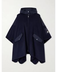 Moncler - Cape Aus Einer Wollmischung Mit Shell-Besätzen, Kapuze Und Applikation - Lyst
