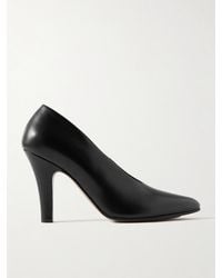 The Row - Prudens Leather Pumps - Lyst