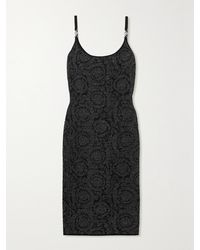 Versace - Kleid Aus Metallic-Jacquard-Strick Mit Verzierungen - Lyst