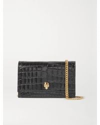 McQueen - Skull Kleine Schultertasche Aus Lackleder Mit Krokodileffekt Und Verzierung - Lyst