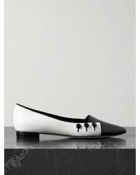 Manolo Blahnik - Seleuka Flache Schuhe Mit Spitzer Kappe Aus Leder Mit Knöpfen - Lyst