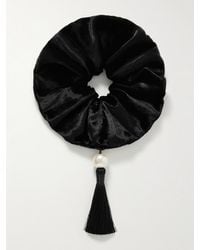 Jennifer Behr - Isadora Haargummi Aus Samt Mit Kunstperle Und Troddel - Lyst