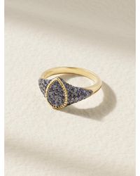 Yvonne Léon - Baby Chevaliere 9-Karat Sapphire Signet Ring - Lyst
