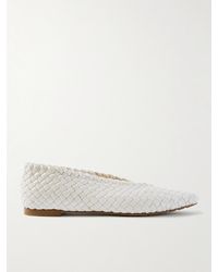 Bottega Veneta - Sofia Intrecciato Leather Point-Toe Flat - Lyst