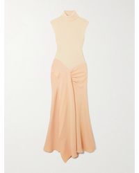 Victoria Beckham - Asymmetrisches Midikleid Aus Rippstrick Und Crêpe Mit Raffungen - Lyst