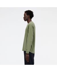 New Balance - Iconic collegiate graphic long sleeve in verde - Lyst