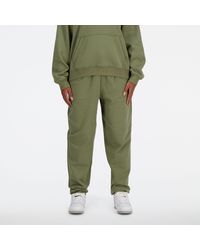 New Balance - Athletics french terry jogger in verde - Lyst