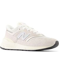 New Balance - 997r in beige/bianca - Lyst