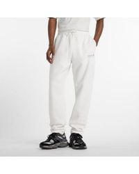 New Balance - Linear Graphic Fleece Pant - Lyst