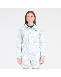 New Balance - Essentials Bloomy Jacket In White Cotton - Lyst