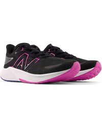 New Balance - Fuelcell propel v3 in nero/rosa - Lyst