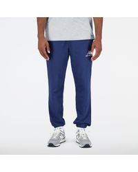New Balance - Essentials stacked logo french terry sweatpant jogginghose in blau - Lyst