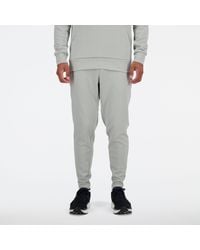New Balance - Tech knit pant in grigio - Lyst