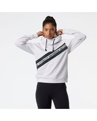 Ropa deportiva, de gimnasio y entrenamiento New Balance de mujer desde 40 €