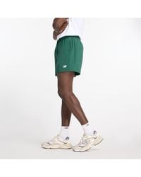 New Balance - Athletics Stretch Woven Short 5" In Green Polywoven - Lyst