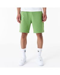 KTZ - New York Yankees League Essential Green Shorts - Lyst