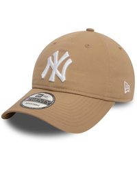 KTZ - New York Yankees League Essential Light Beige 9twenty Adjustable Cap - Lyst