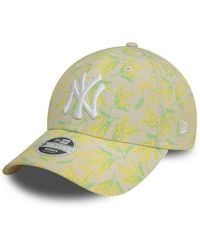 KTZ - New York Yankees Womens Mimosa All Over Print Light Beige 9forty Adjustable Cap - Lyst
