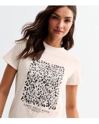 New Look - Off Foil Leopard Print Graphic T-Shirt - Lyst