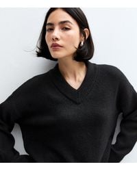 New Look - High V-Neck Jumper - Lyst