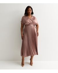 New Look - Plus Size Satin Pleated Wrap Midi Dress Curves - Lyst