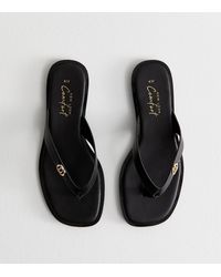 New Look - Faux Leather Ring Detail Toe Strap Sandals - Lyst