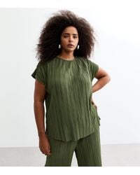 New Look - Plus Size Plissé T-Shirt Curves - Lyst