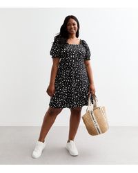 New Look - Plus Size Spot Print Crinkle Puff Sleeve Mini Dress Curves - Lyst