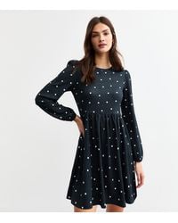 New Look - Crinkle Texture Polka Dot Mini Dress - Lyst