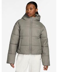 Nike - Sportswear Classic Lockere Puffer-Jacke Therma-Fit Mit Kapuzeeu 44-46 (Uk 16-18) - Lyst