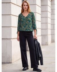 Roman - Floral V-Neck Stretch Top - Lyst