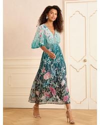 Love & Roses - V & A I Printed V-Neck Short Sleeve Midi Dress - Lyst