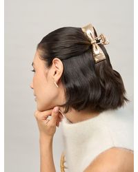 Aela - Bow Hair Claw - Lyst