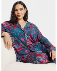 Figleaves - Vibrant Floral Button Through Pyjamas Set - Lyst