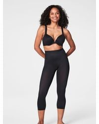 Spanx - Invisible Medium Control Capri - Lyst