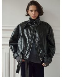 BHOEM - Funnel Neck Faux Patent Leather Padded Jacket With Belt - Lyst