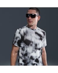Nike - Running Division Breathe Dri-Fit Adv Short-Sleeve Running Top - Lyst