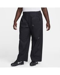 Nike - Sportswear Essential Geweven Broek Met Hoge Taille (plus Size) - Lyst