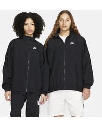 Nike - Sportswear Essential Windrunner Woven Jacket Recycled Fibres - Lyst